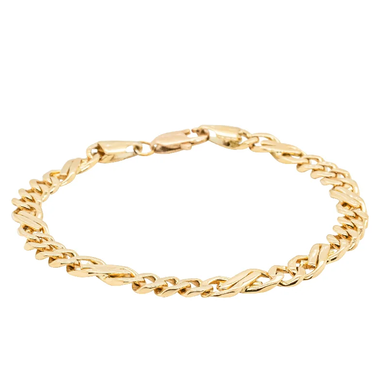 Deja Vu 15ct Yellow Gold Fancy Curb Link Bracelet