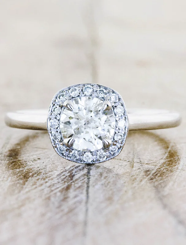 Harlow - Moissanite