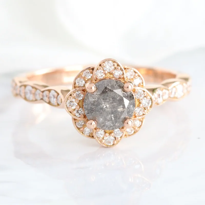 Round Salt and Pepper Diamond Ring in 14k Rose Gold Vintage Floral Ring, Size 7