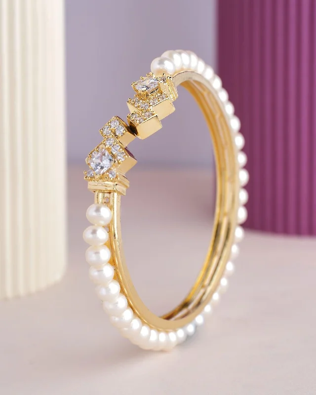 Traditional White Pearl Bangle